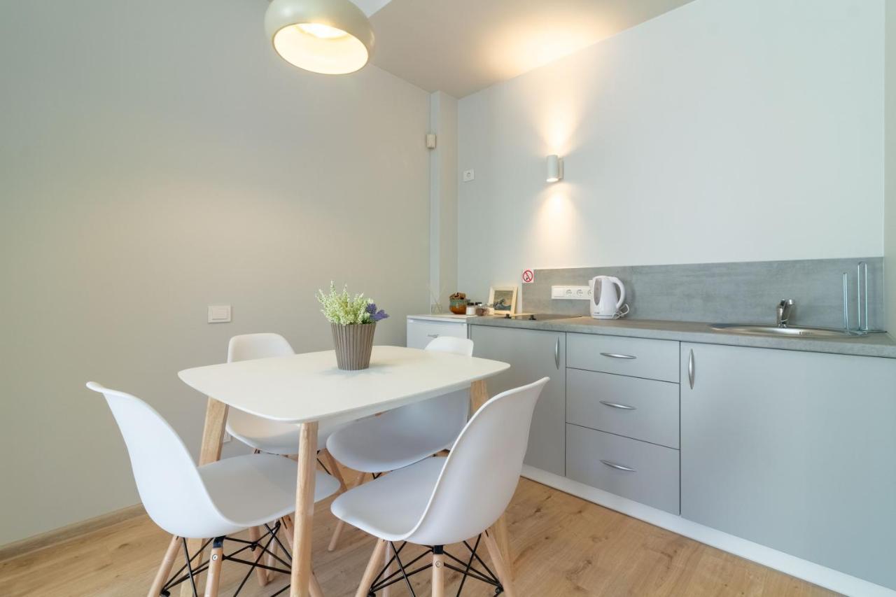 V36 Apartments Паланга Экстерьер фото